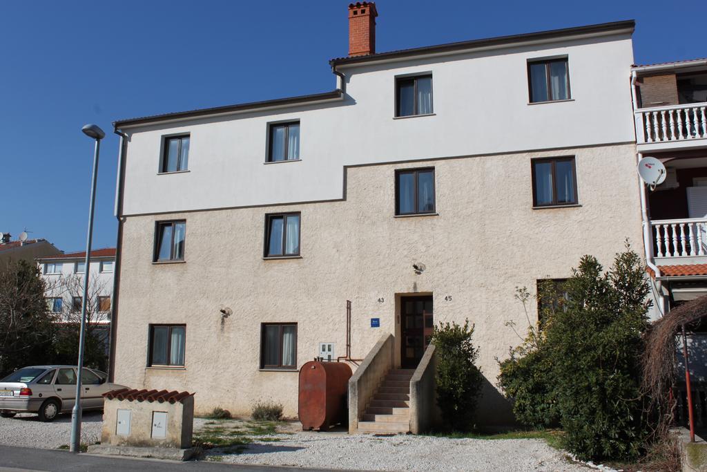 Apartments Barbara Gregovica Pula Exterior foto